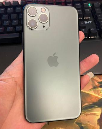 定城镇苹果维修点分享iPhone 11 Pro黑屏小众故障解析 
